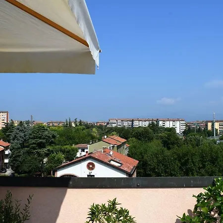 Casa Claudia Bed & Breakfast